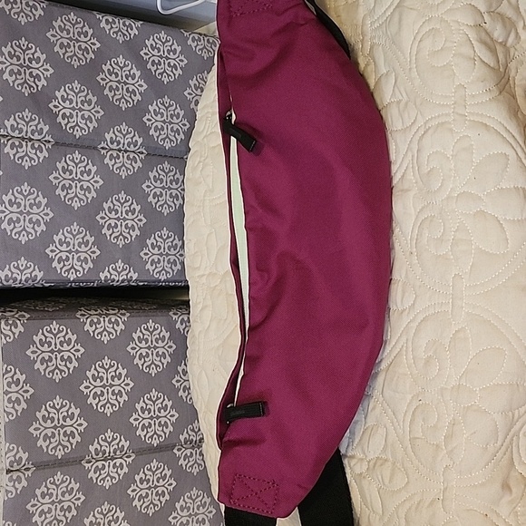 Nike Maroon and Mint Green Belt Bag - Picture 2 of 5